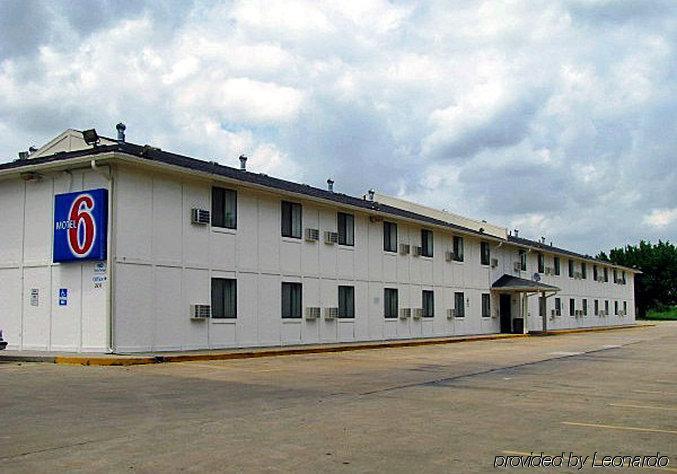 Rodeway Inn 恩波里亚 外观 照片